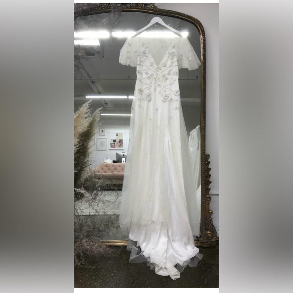 Alexandra Grecco “Verita” wedding gown